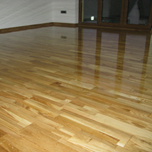 Lamelirani hrastov parket sa cokla lajsnom